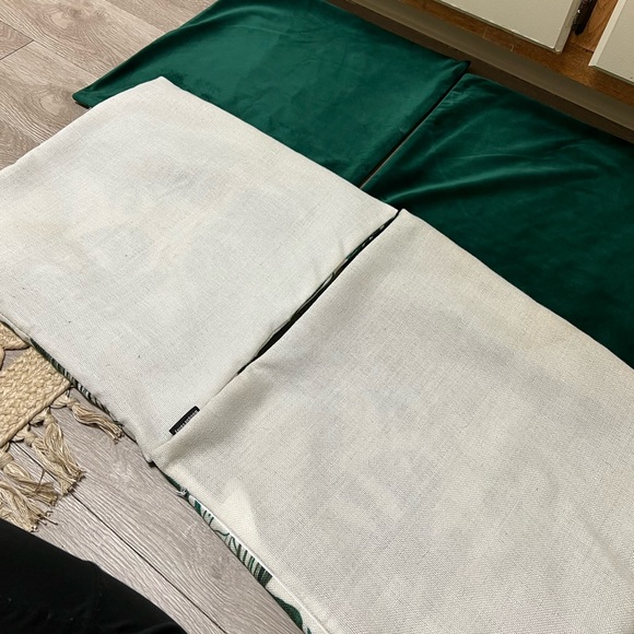 🪴 Tropical Palm Tree & Monstera Pillow Case Bundle - Picture 3 of 4